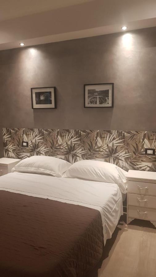 Bed and Breakfast Favorit Рим Екстер'єр фото